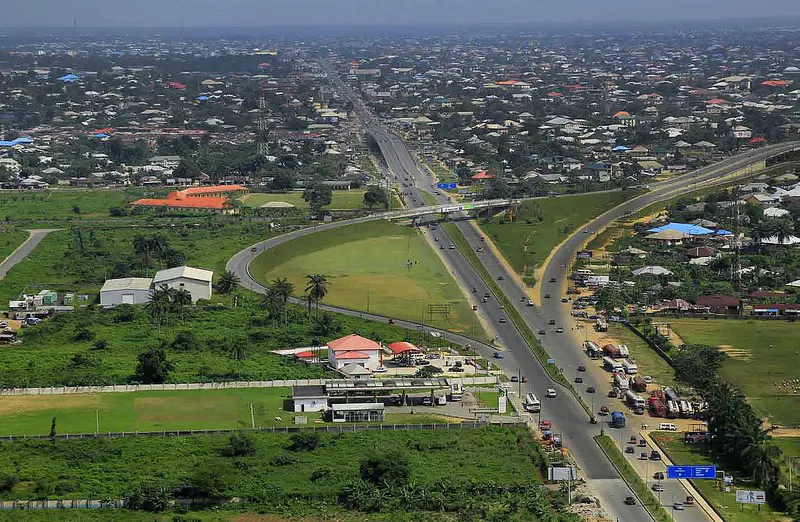 car hire in Calabar | Nairaxi Luxury Car Rentals
